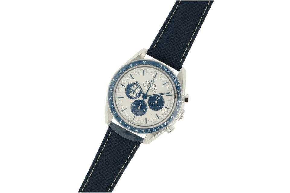 Omega Speedmaster Professional Moonwatch'Silver Snoopy Award' | 2026 warranty brand new | full set