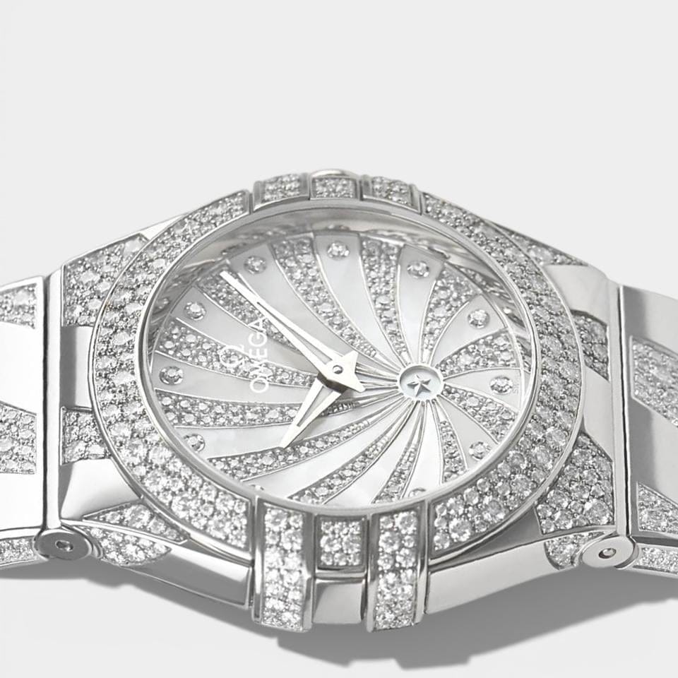 Omega Constellation Quartz White gold / 27 mm / Box&Papers / 123.55.27.60.55.012