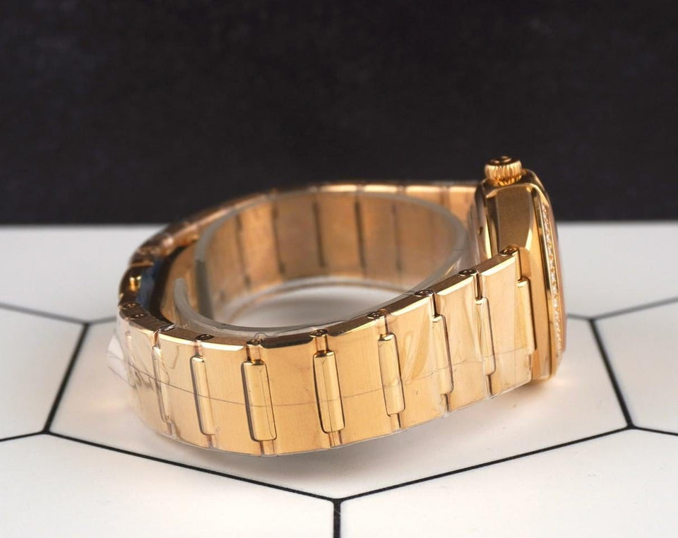 Omega Constellation29mm Constellation 18 K Yellow Gold Diamond Dial Watch 131.55.29.20.58.001