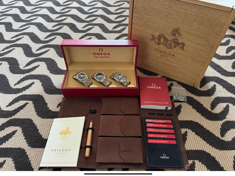 Omega Speedmaster Trilogy set 1957 ongedragen