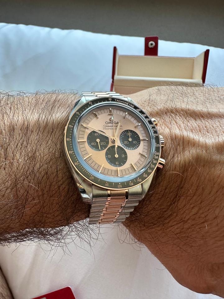 Omega Speedmaster Professional Moonwatch Nuovo mai indossato Unworn 08/2024 stickers