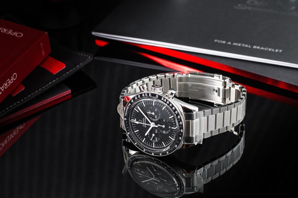 Omega Speedmaster Professional Moonwatch Caliber 321 "ed White" 39,7mm Box & Papers