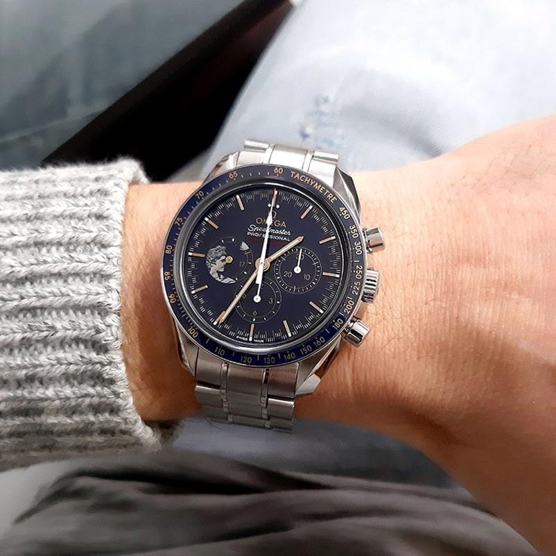 Omega Speedmaster Professional Moonwatch APOLLO XVII 45th Anniversary NEW NOS - Never Dress 31130423003001
