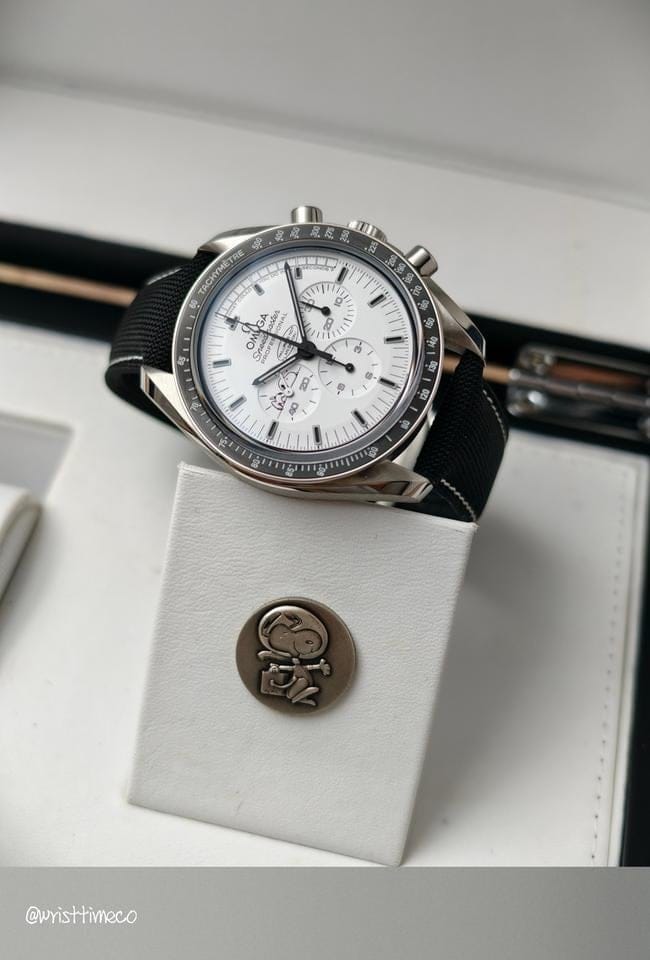 Omega Speedmaster Professional Moonwatch Snoopy Apollo