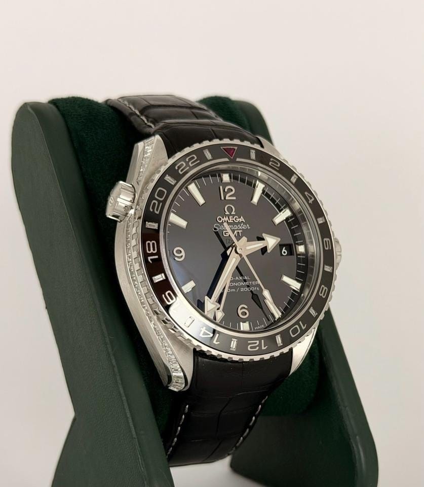Omega Seamaster Planet Ocean600 M Co-axial Gmt Limited Edition Abu Dhabi Box Accesories and Omega Archive