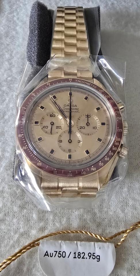Omega Speedmaster Apollo 11 - L.E. 50th - Full Set - Never Worn - All Films