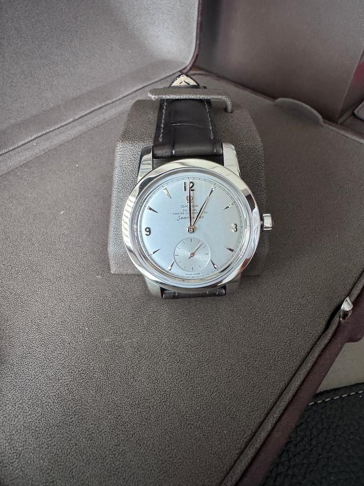 Omega Seamaster 1948 Platinum 38 mm platinum on leather strap Limited Edition timepiece