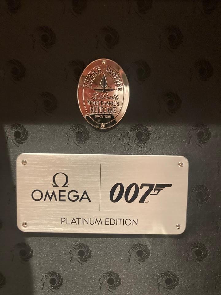 Omega Seamaster Diver 300 MJames Bond 007 Platin 50 Stück