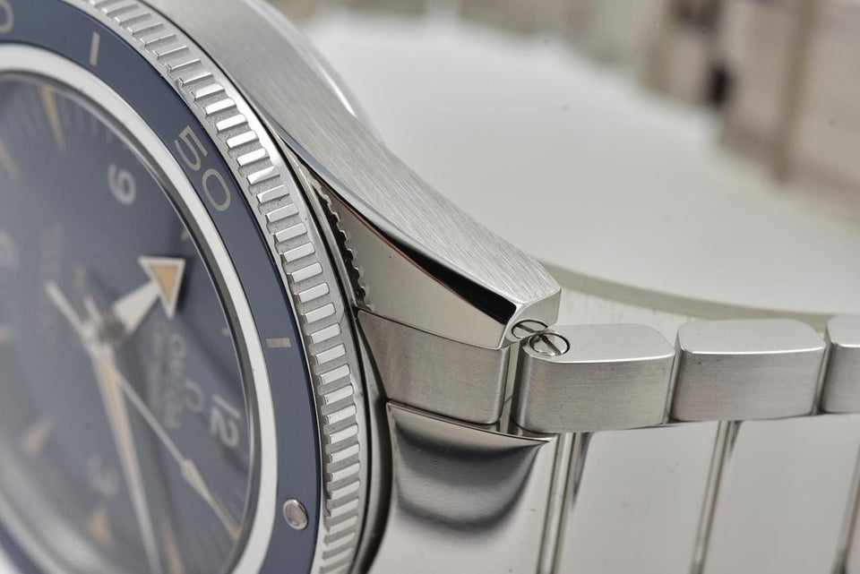Omega Seamaster 300 Professional Chronometer 23390412103002 950 Pt Platinum Limited Edition