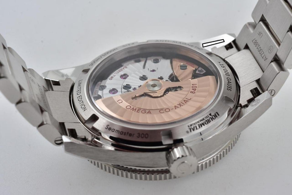 Omega Seamaster 300 Professional Chronometer 23390412103002 950 Pt Platinum Limited Edition