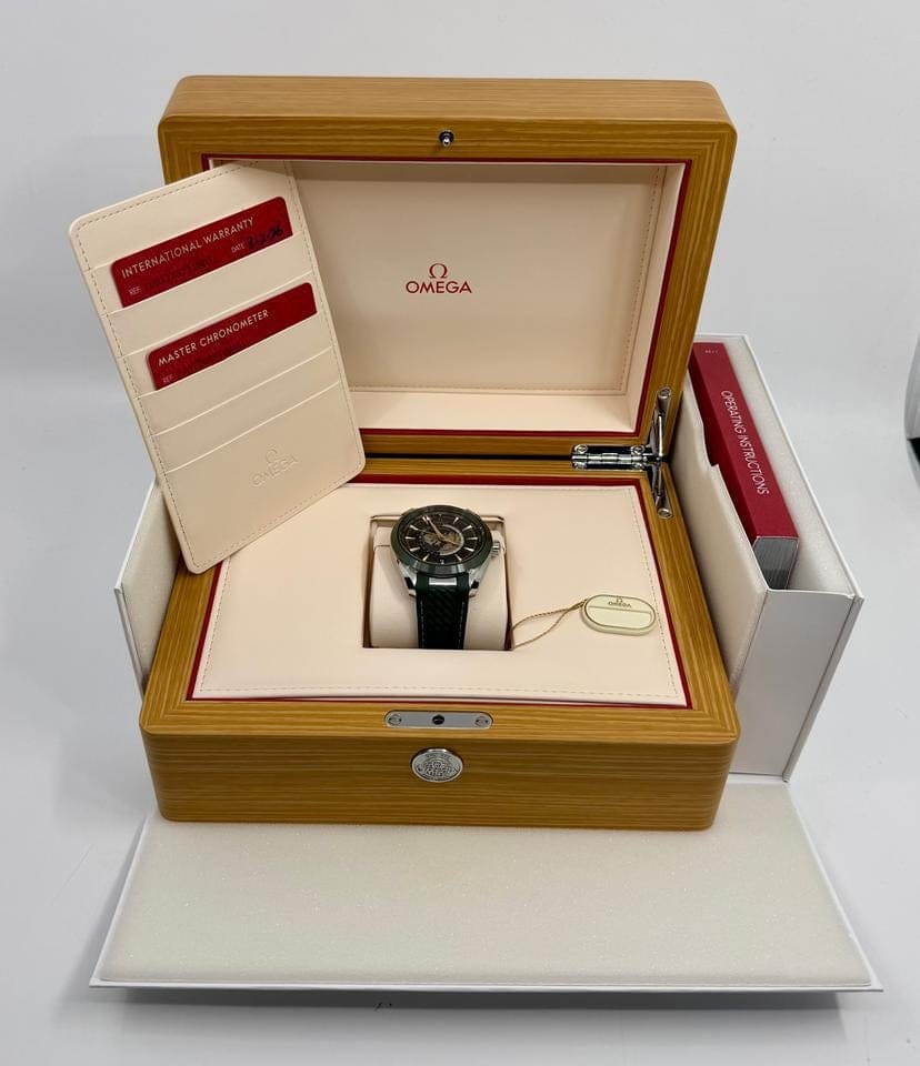 Omega New 2026 - Seamaster Aqua Terra 150 M 43 mm - Worldtimer - Green