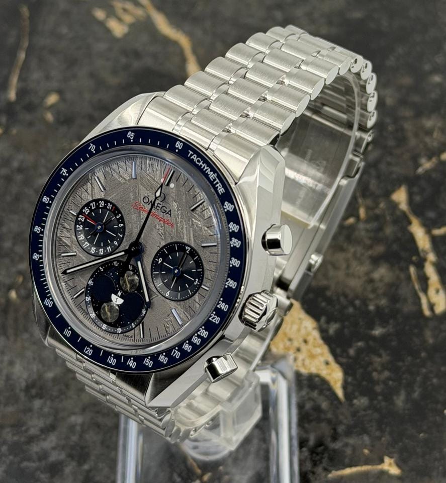 Omega New 2026 - Speedmaster Moonphase Meteorite Dial - 304.30.43.52.06.001