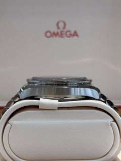 Omega Speedmaster Moonphase 43mm Meteorite