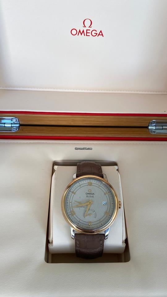 Omega De Ville Prestige Co-axial Power Reserve Beautiful watch in very good condition (rarely worn).