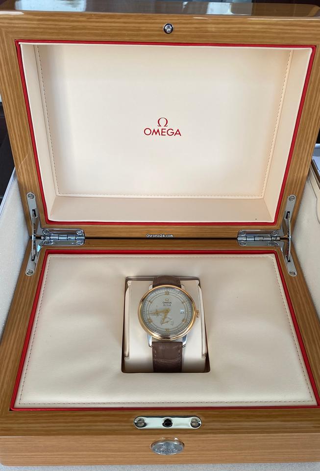Omega De Ville Prestige Co-axial Power Reserve Beautiful watch in very good condition (rarely worn).