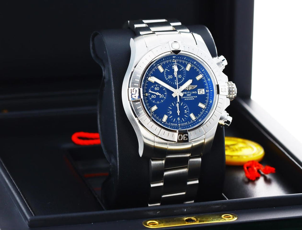 Breitling Avenger Chronograph 43mm Blue Dial - Stainless Steel on Bracelet
