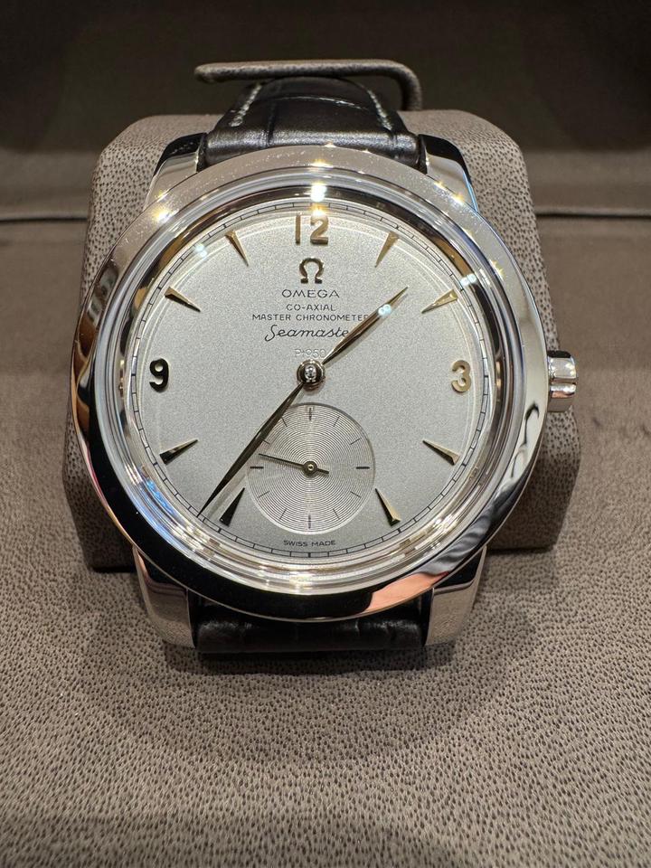 Omega Seamaster 1948 Platinum 38 mm platinum on leather strap Limited Edition timepiece