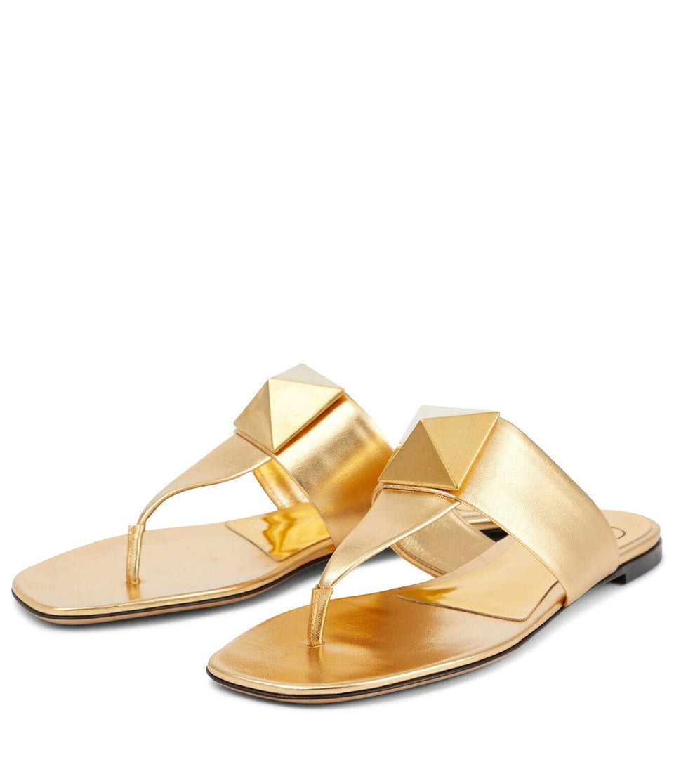Valentino Garavani One Stud leather thong sandals