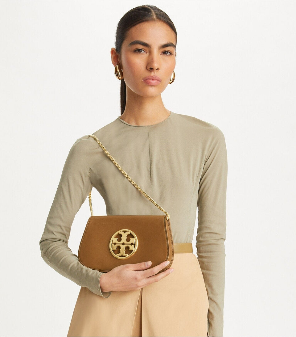 Reva Clutch