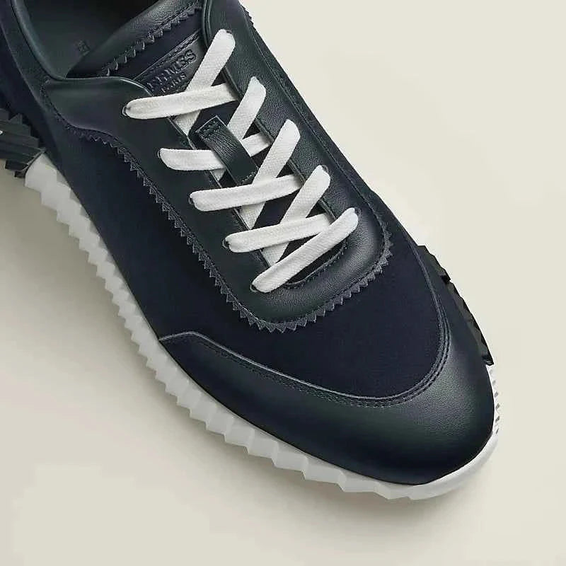 Bouncing sneaker