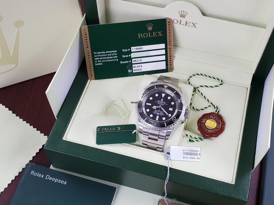 Rolex DEEPSEA SEA-DWELLER Submariner Date MK1 Black 1st Edition Full Set Box Papers Tags