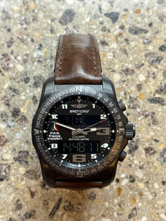 Breitling Cockpit B50 Limited Edition Tricolore Cockpit B50 VB50101 W