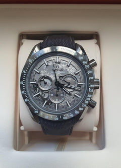 Omega Speedmaster Dark Side of the Moon (Grey Side of the Moon) (New) Purchased in Oct 2025 plus a New Wolf Watch Winder