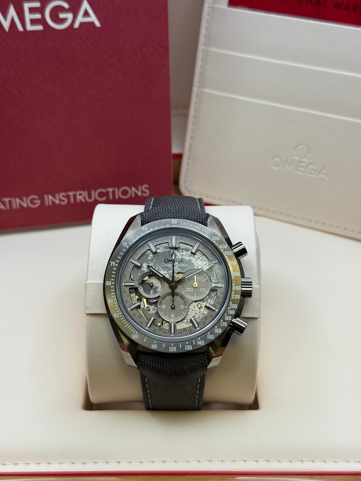 Omega Speedmaster Side Of The Moon Speedmaster Dark SPECIAL EDITION