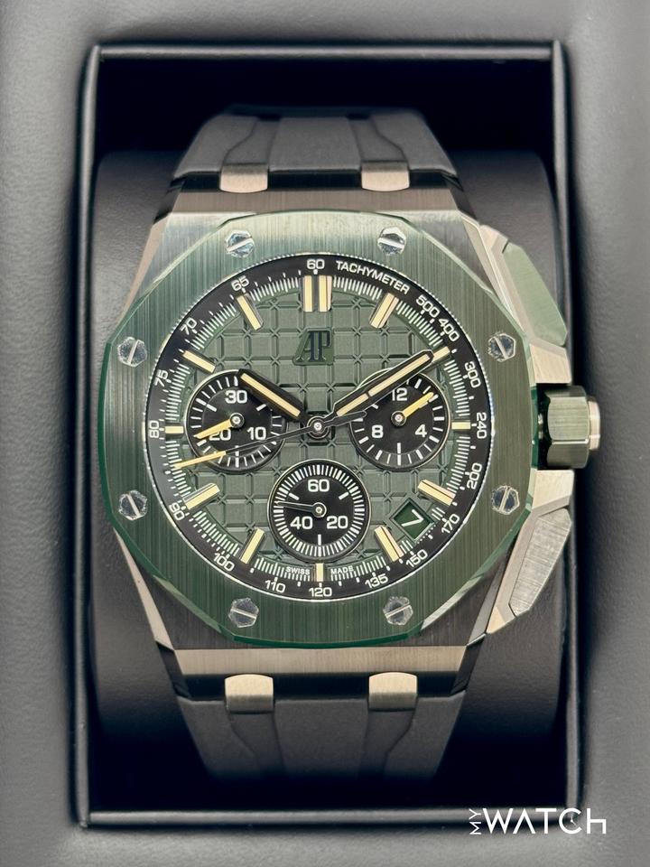 Audemars Piguet NEW 2025 Royal Oak Chroograph 43mm 26420 CE Ceramic Green Dial