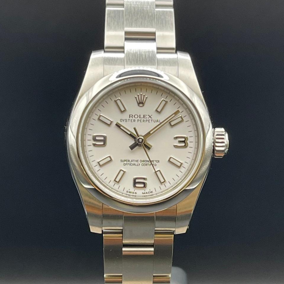 Rolex | Oyster Perpetual | 176200 | Steel | 26 x 29 mm | Steel | White | Automatic