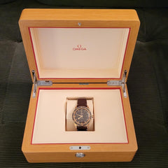 Omega Seamaster 300 Co-Axial Master Chronometer patiniertes Bronze Gold für Liebhaber lebendiger Material