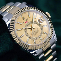 Rolex | Sky-Dweller | 326933 | Yellow gold | 42 mm | Gold/Steel | Champagne | Automatic