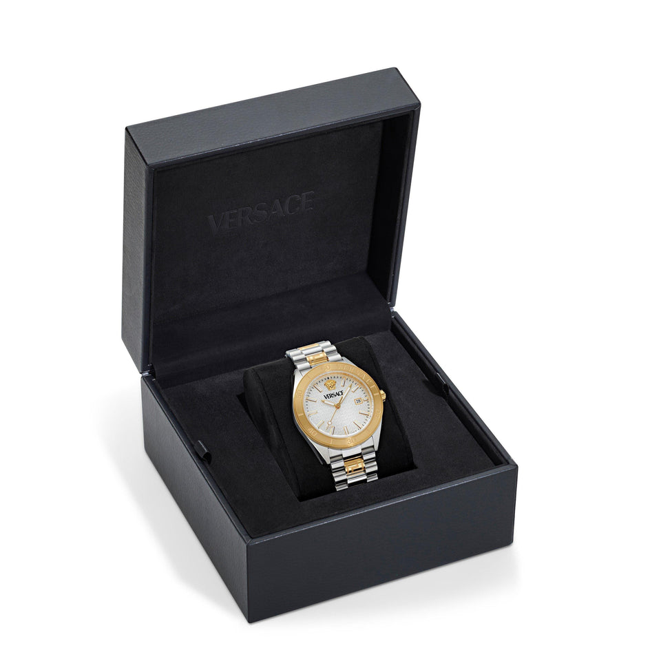 V Dome Quartz Analogue Watch
