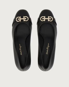 FERRAGAMO Pumps with Gancini Ornament