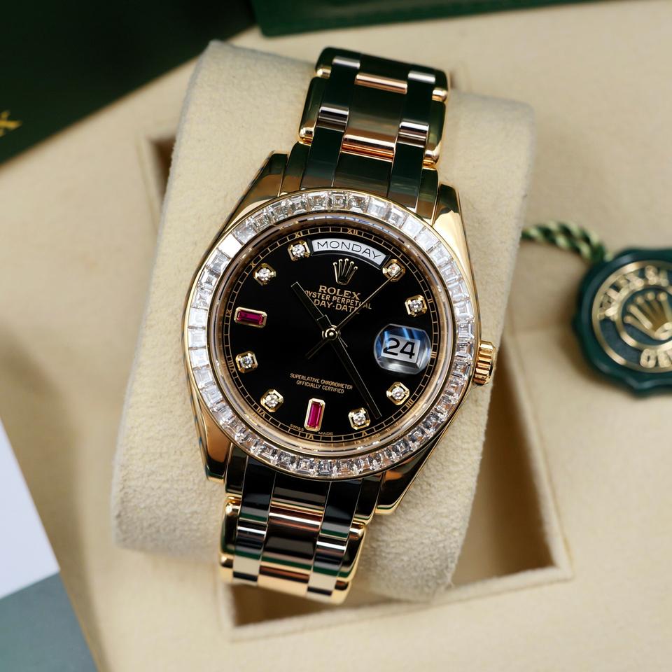 Rolex | Day-Date | 18948BR | Yellow gold | 39 mm | Yellow gold | Mother of pearl | Automatic