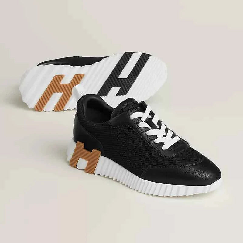 Bouncing sneaker