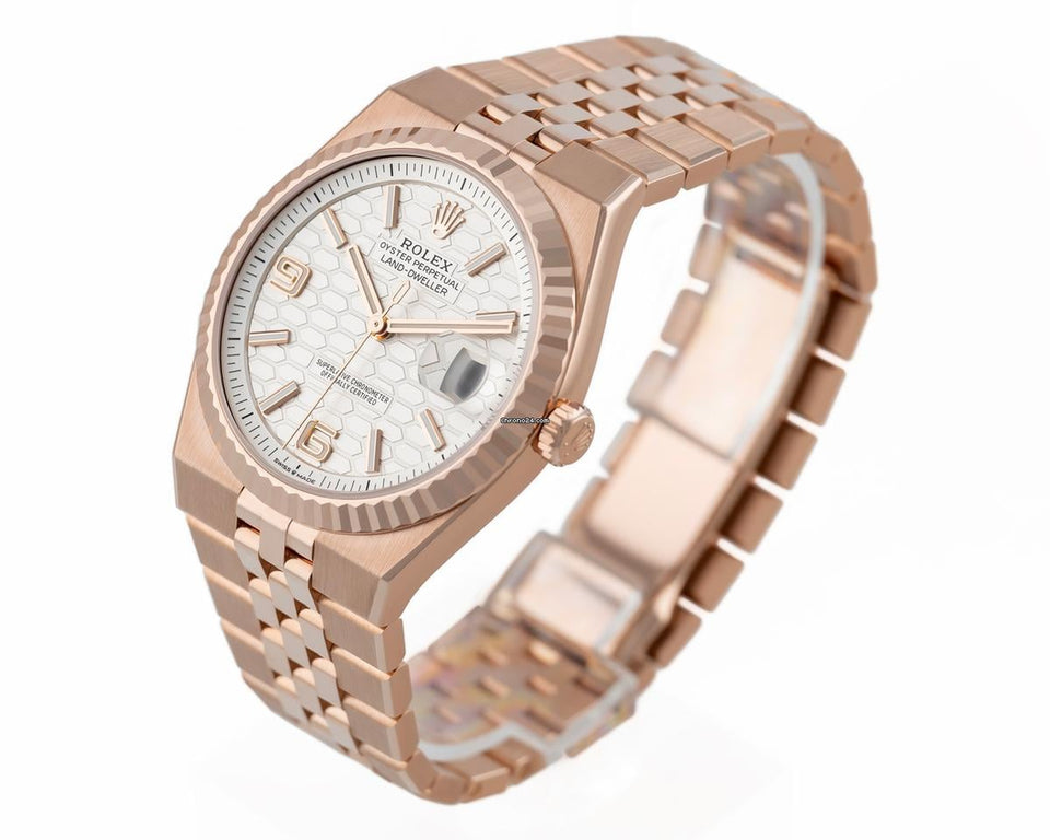 Rolex | Land-Dweller | 127335 | Rose gold | 40 mm | Rose gold | White | Automatic