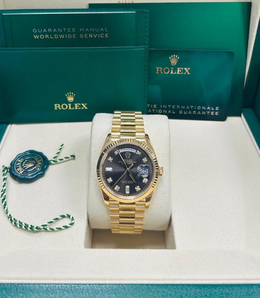 Rolex | Day-Date | 128238 | Yellow gold | 36 x 43 mm | Yellow gold | Grey | Automatic
