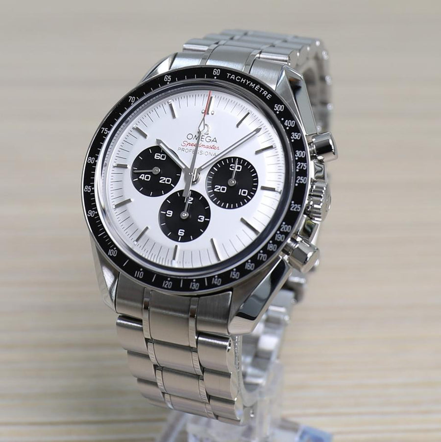 Omega Speedmaster2020 Tokyo - Panda Dial - 42mm - Limited Edition Unworn - Full Set