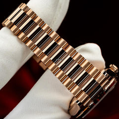 Rolex | Day-Date | 128235 | Rose gold | 36 mm | Rose gold | Blue | Automatic