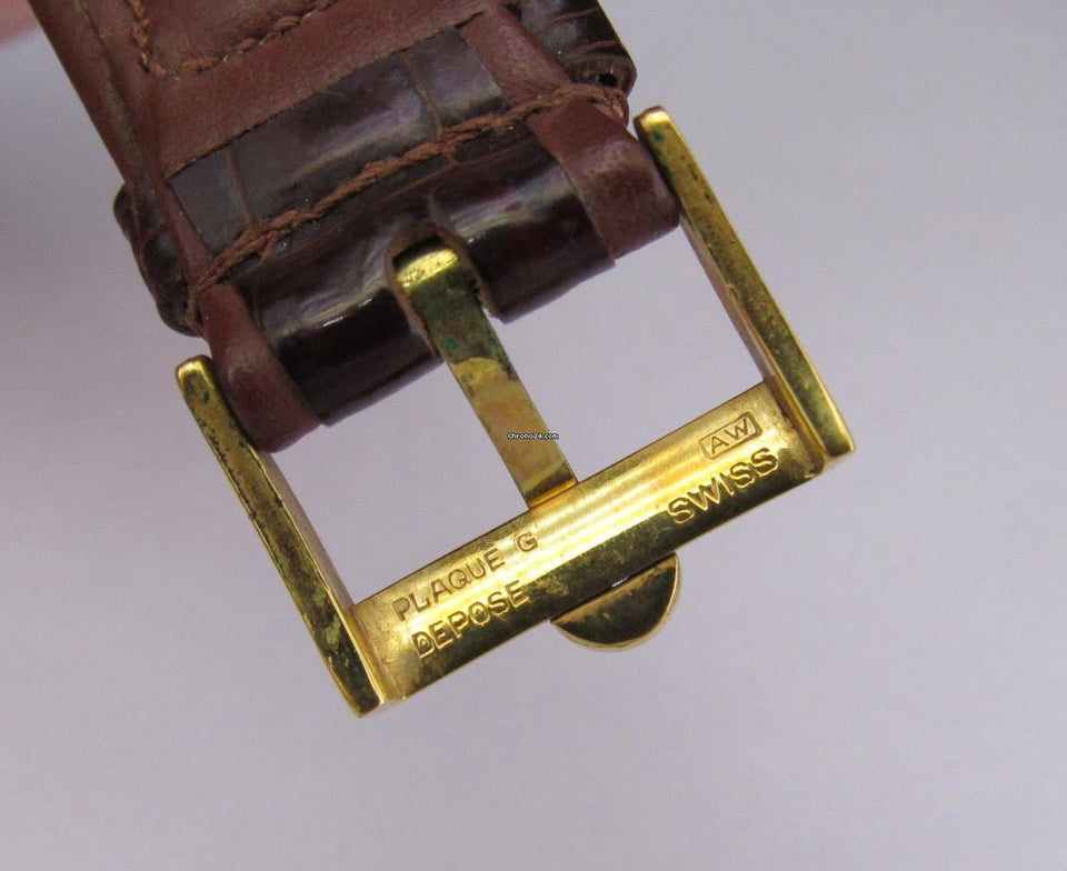 Omega Classic Vintage ref. 2709 18 kts yellow gold made in 1952