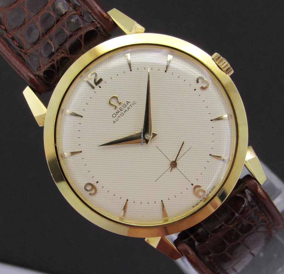 Omega Classic Vintage ref. 2709 18 kts yellow gold made in 1952