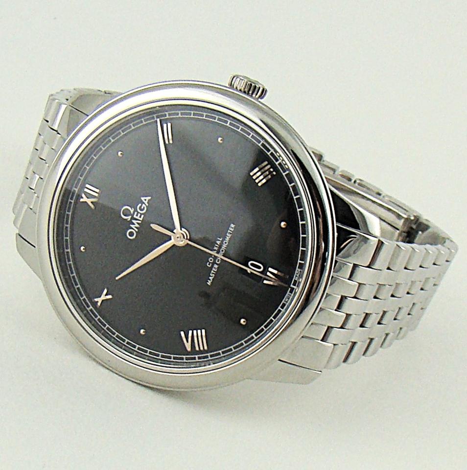 Omega De Ville Prestige Black Dial 40mm New. Complete set. Omega Warranty.