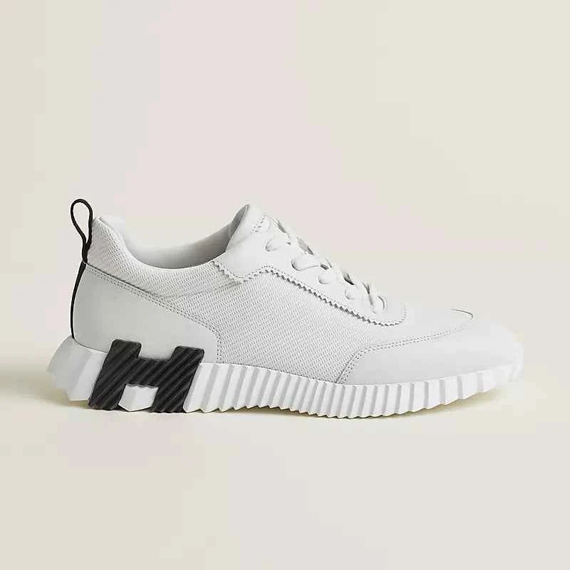 Bouncing sneaker