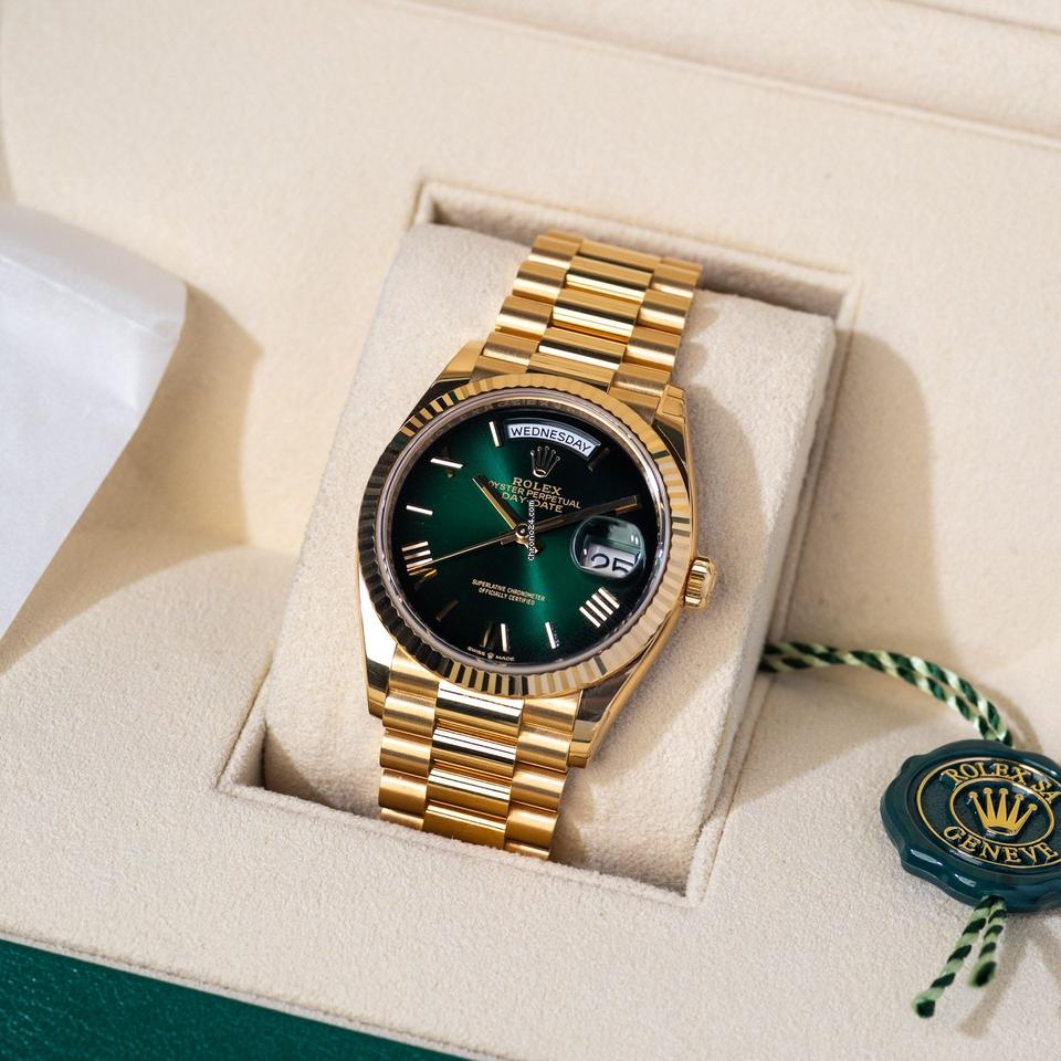 Rolex | Day-Date | 128238 | Yellow gold | Yellow gold | Green | Automatic