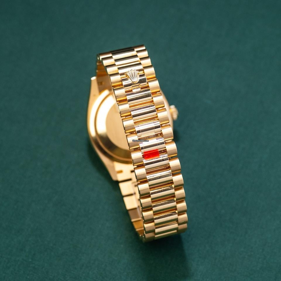 Rolex | Day-Date | 128238 | Yellow gold | Yellow gold | Green | Automatic