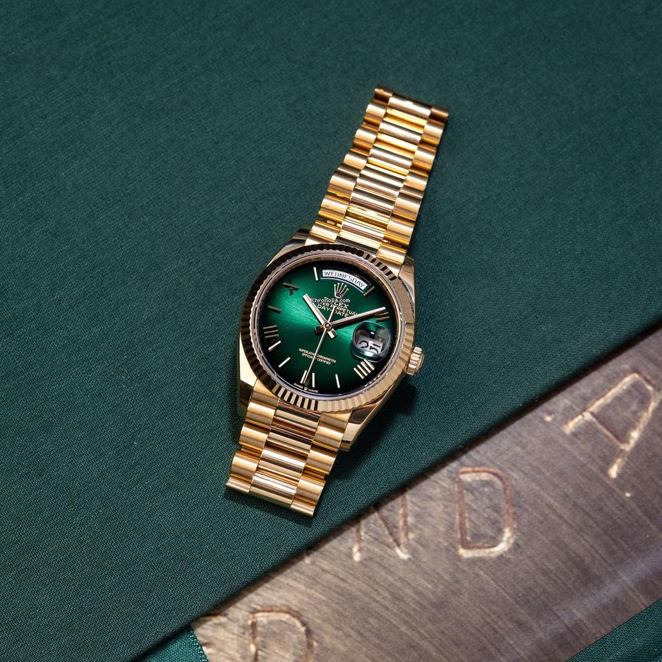 Rolex | Day-Date | 128238 | Yellow gold | Yellow gold | Green | Automatic