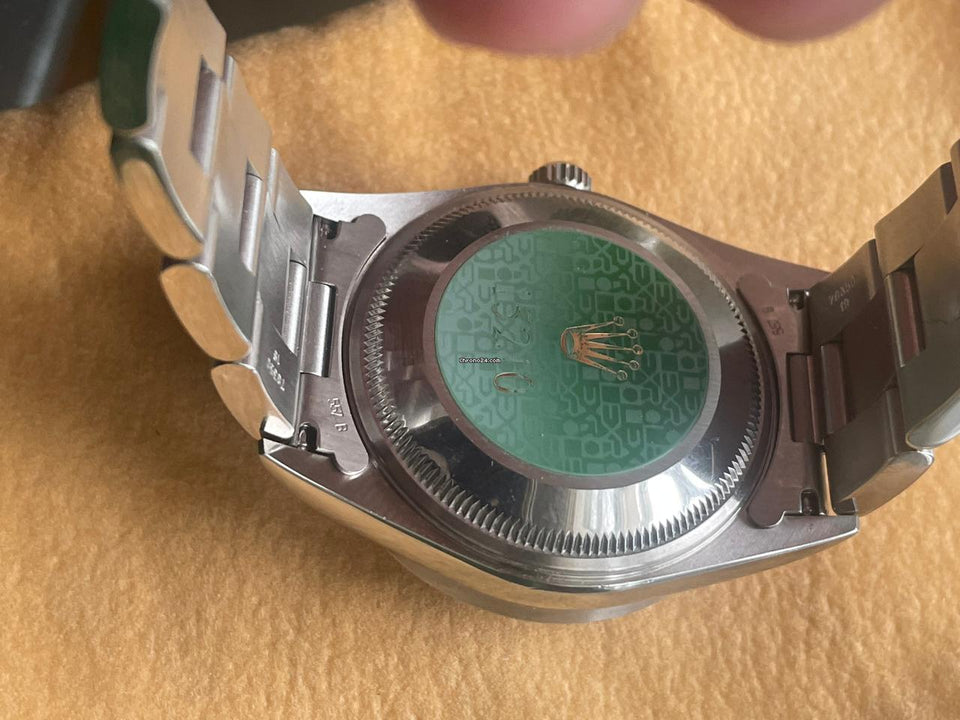 Rolex | Oyster Perpetual | 15210 | Steel | 34 mm | Steel | Black | Automatic