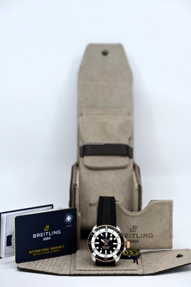 Breitling Superocean 42 Automatic Gold/Steel/Rubber Black Dial 42mm Full-Set & Brand New!