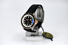 Breitling Superocean 42 Automatic Gold/Steel/Rubber Black Dial 42mm Full-Set & Brand New!